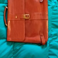 Borsa in pelle e piquadro