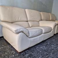 DIVANI IN PELLE