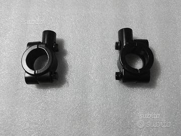 Staffe per specchietti universali