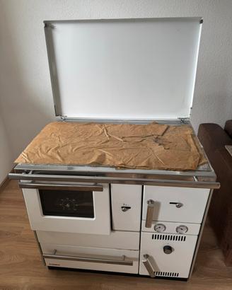 Termo cucina a legna potenza 27kw.