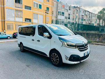 Renault trafic 9 posti
