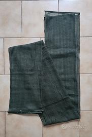 Sciarpa verde miltare a rete