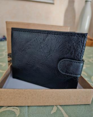 Portafoglio nero con chiusura a bottone