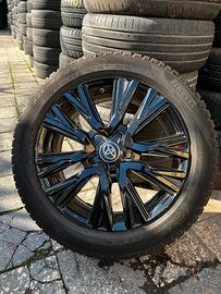 Gomme Toyota Yaris Cross Hybrid + cerchi