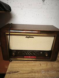 radio d'epoca a valvole 