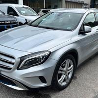 MERCEDES GLA 200d Automatic BUSINESS