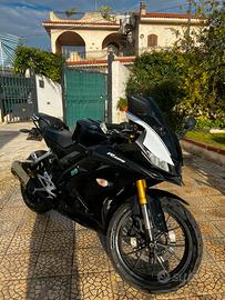 Yamaha r125