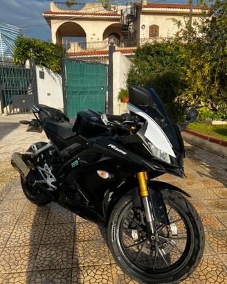 Yamaha r125