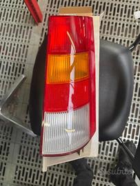 renault 5 gt turbo fanale posteriore dx