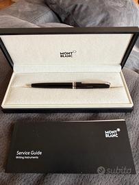 Penna Montblanc Nera Lucida – con Finiture Platino