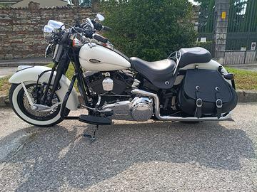 HARLEY DAVIDSON