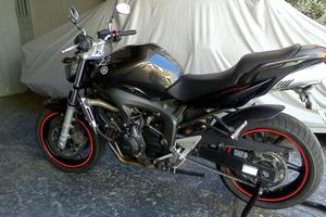 Yamaha FZ6 600