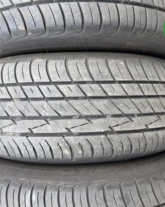 gomme usate 1956515 Estivo TOYO - THRANPATH A11 - 