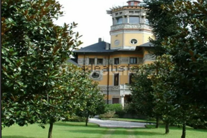 Lago Maggiore Garage