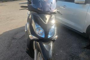 scooter Yamaha 