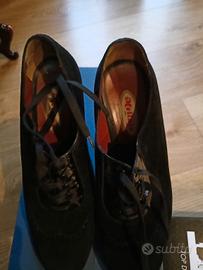 scarpe invernali stringate