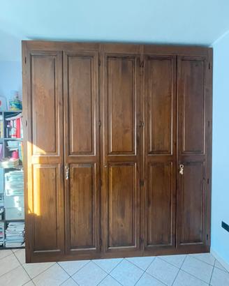 Armadio in legno