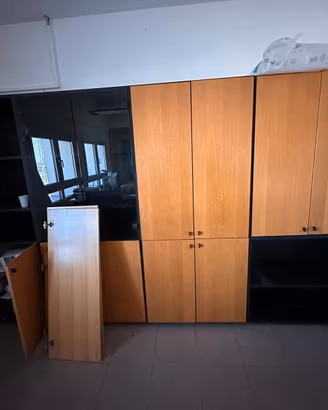 MOBILI UFFICIO