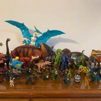 Animali in plastica (dinosauri)