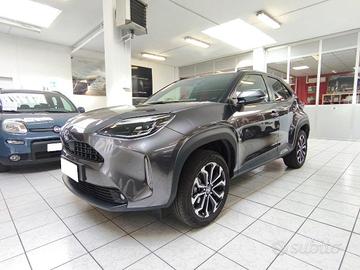 TOYOTA Yaris Cross 1.5 Hybrid 5p. E-CVT AWD-i Tr