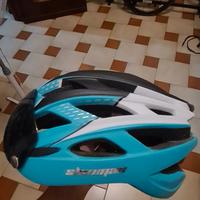 casco bici con luce