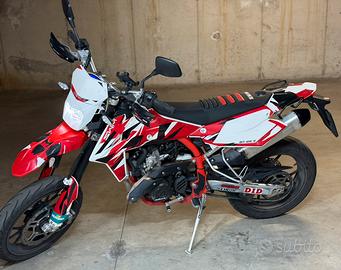 SWM SM 125 r 2022