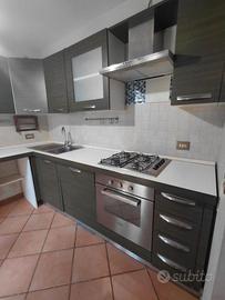CUCINA CON TRASPORTO CELERE GRATIS NEI 10 KM OGGII