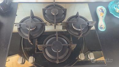 forno , piano cottura  e lavello a 2 vasche 