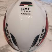 Casco  MET