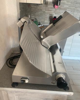 Affettatrice prof faic 350I  230 volts