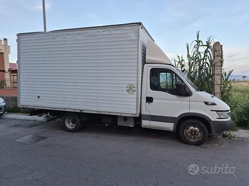 Iveco Daily Cassonato/Furgonato