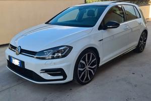 VOLKSWAGEN Golf 7ª serie - 2018