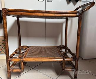 Carrello portavivande in legno