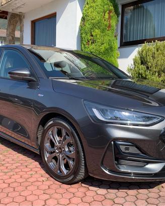 Ford Focus  1.0t ecoboost h ST-Line X