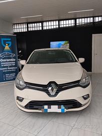 Renault Clio 1.5 diesel 2017 CON GARANZIA