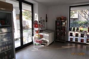 Immobile in asta di 130 m² con 1 locale e box auto