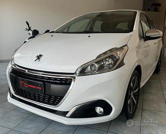 Peugeot 208 1.2 82CV - 2017
