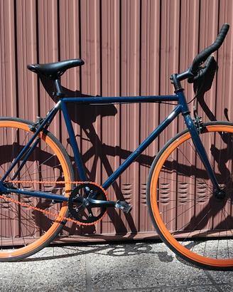 Bicicletta Fixie Blu