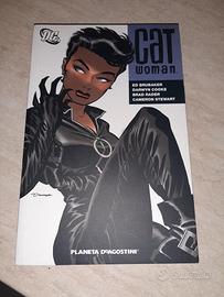 Catwoman di Ed Brubaker Darwin Cooke Planeta