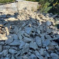 Pietre rustiche da costruzione gratis.