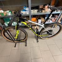 Scott scale rc 900 world cup