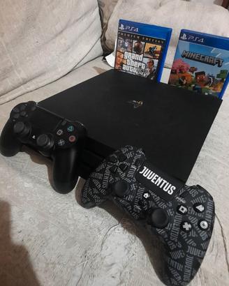 play station 4, 2 controller, GTA 5, minecraft