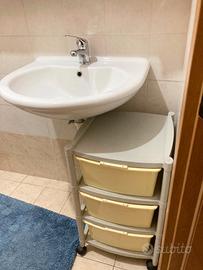 Stanza singola 600 spese incluse libera ora