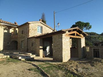 Villa di 60 m² con 3 locali a Arezzo