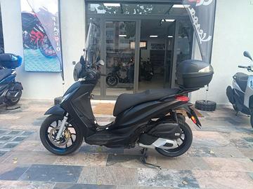 Piaggio Medley 200 S NERO OPACO 2025