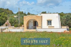 Villetta recintata a Pescoluse Maldive del Salento