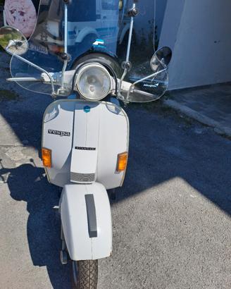 vespa 150 Arcobaleno