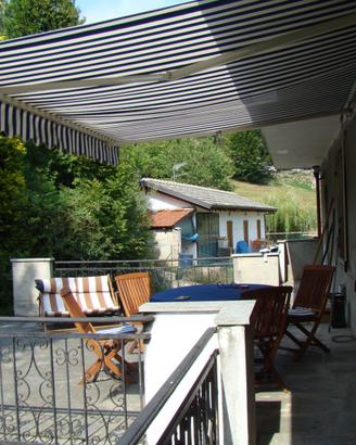 Tenda da sole manuale telaio a bracci estensibili