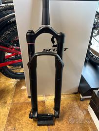 Forcella rock shox REBA