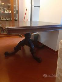 tavolo quadrato stile inglese e quattro sedie